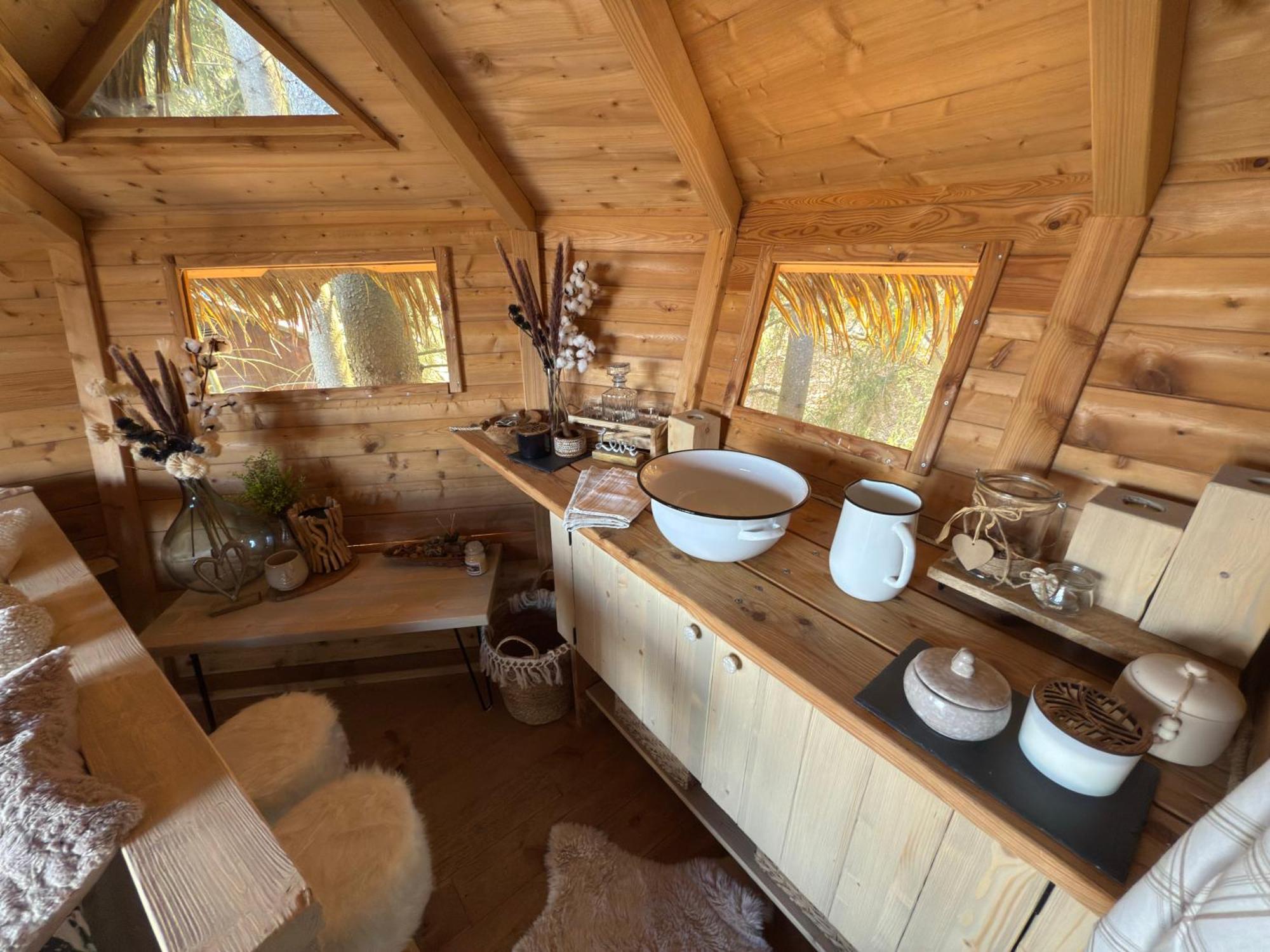 Hotel Treehouse U Rybnika Osecna Exterior foto